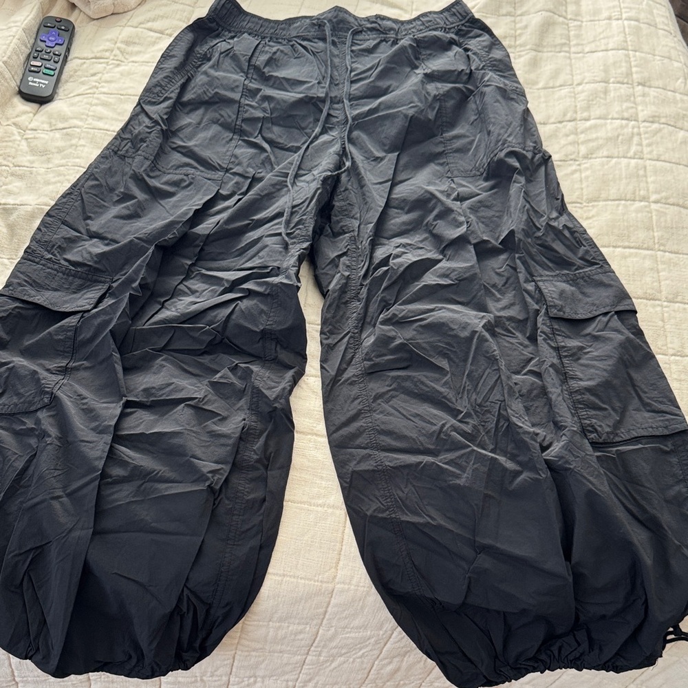 Black Women’s Cargo Jogger Pants